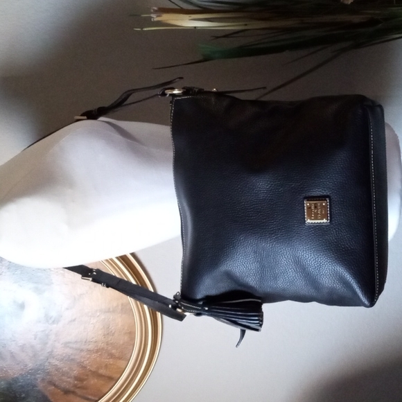 Dooney & Bourke Large Black Pebbled Grain Leather Tote Bag Purse. - Picture 1 of 14